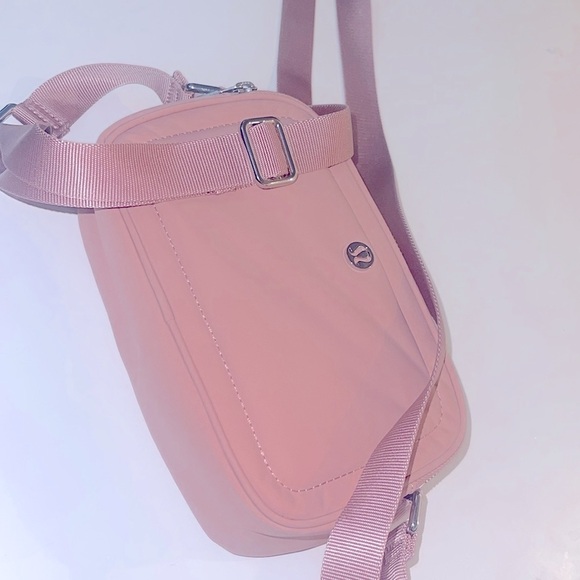 Lululemon crossbody ￼ - Picture 6 of 6